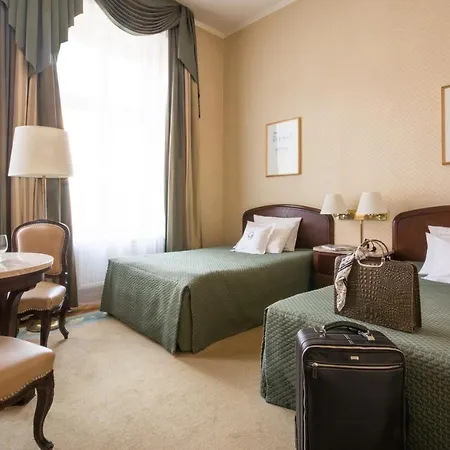 Grand Hotel