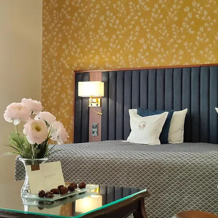 Hotel Grand