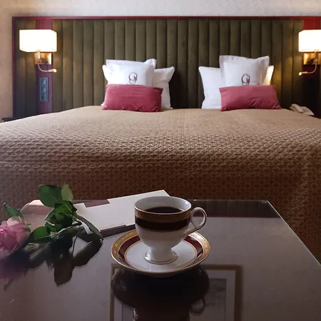 Grand Hotel 5*