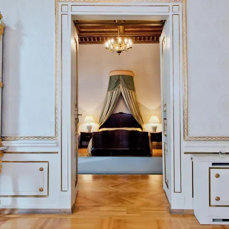 Hotel Grand 5*