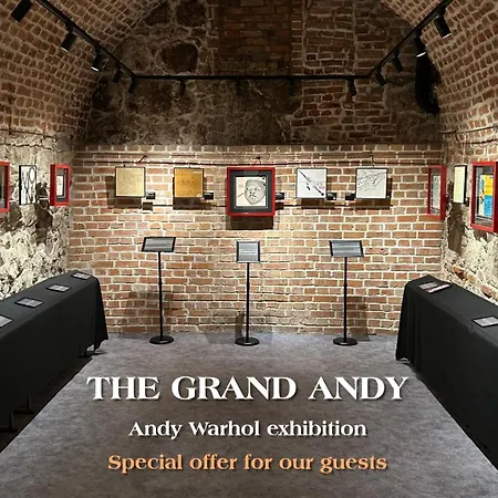 Grand 克拉科夫