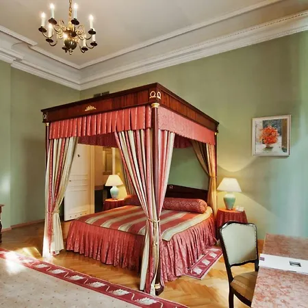 Grand Hotel 5*